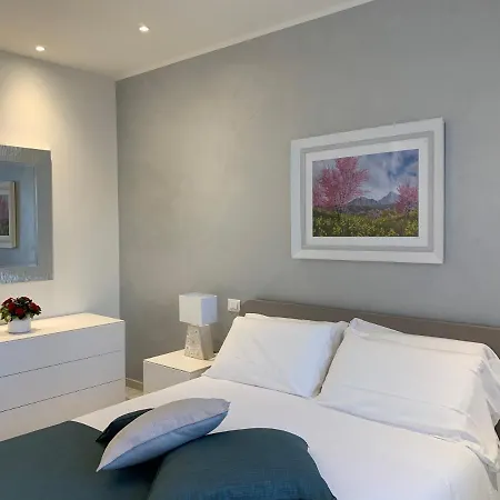 A Casa Di Chiara 2 *