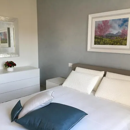 A Casa Di Chiara 2 * Стреза