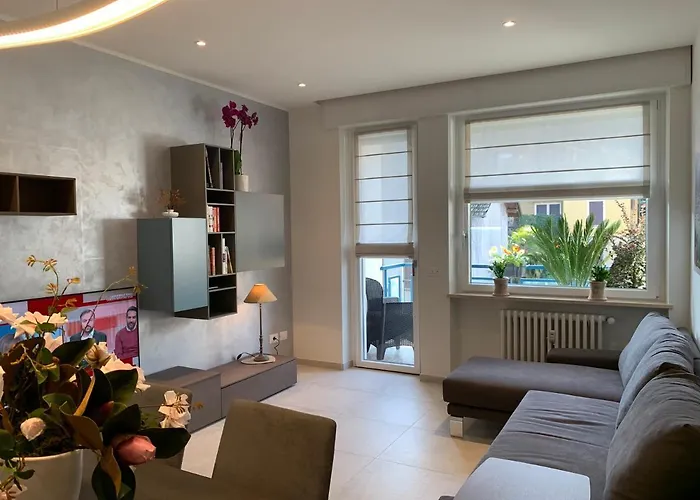 A Casa Di Chiara 2 Apartment *